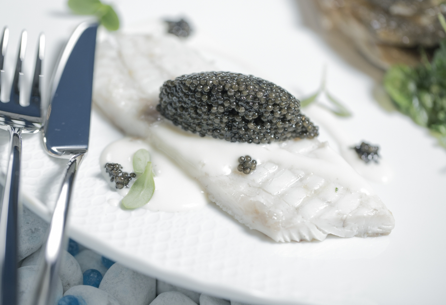 Oona Caviar auf Weißwisch.